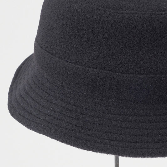 bucket hat / fleece